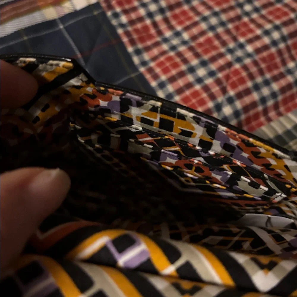 Vera Bradley black leather saddle Bag - Picture 6 of 9